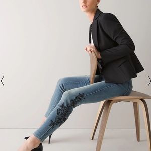 NWT Mid-Rise WHBM Soft Denim Embroidered Skinny Jeans